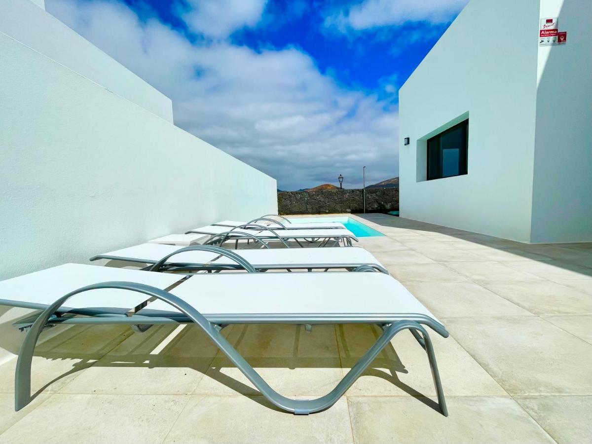 Villa Vulcano Uga Екстер'єр фото
