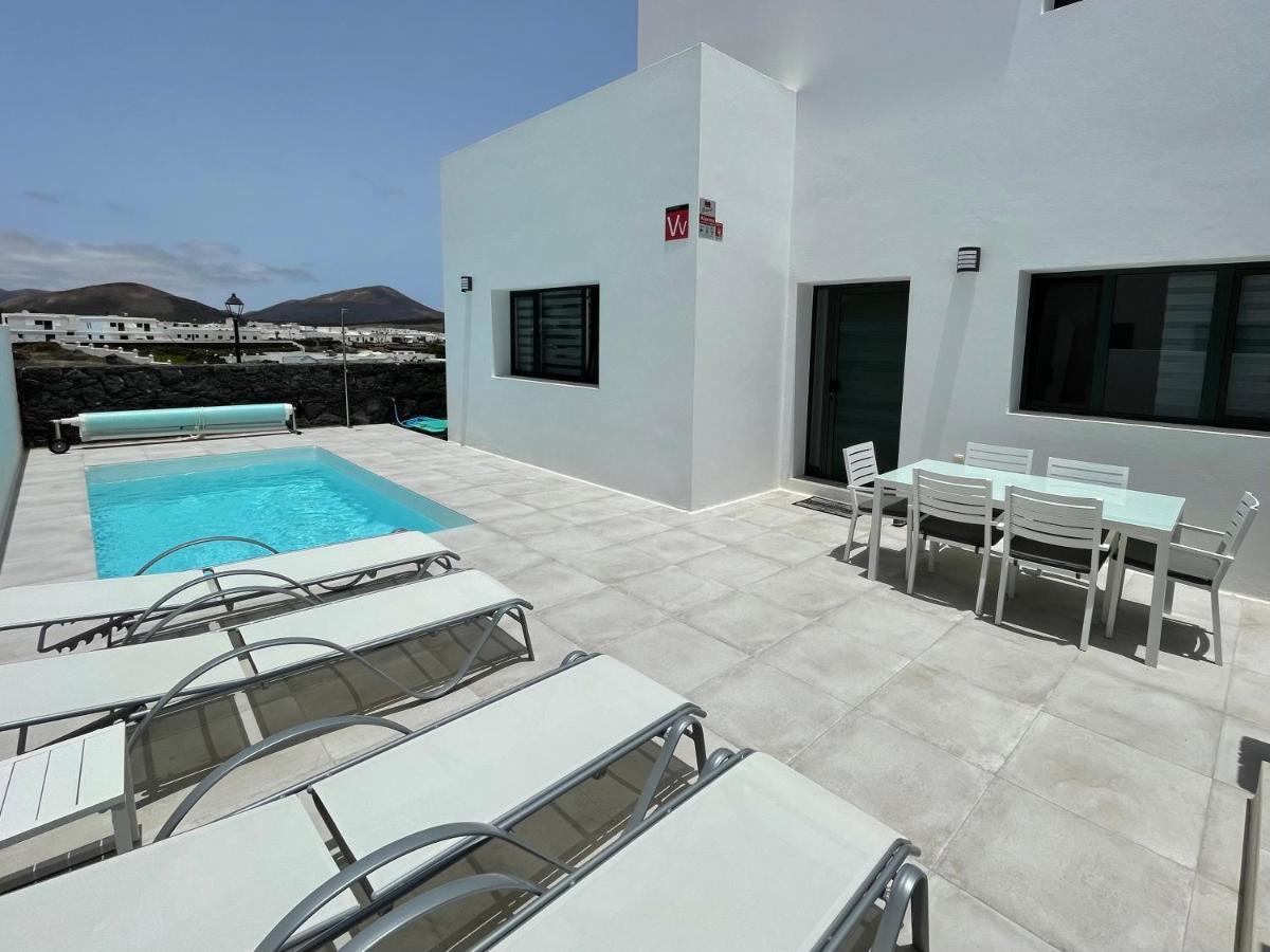 Villa Vulcano Uga Екстер'єр фото