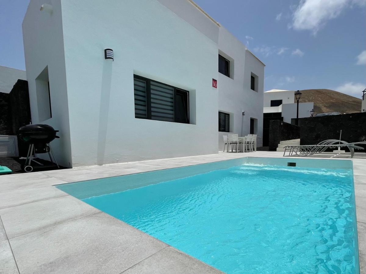 Villa Vulcano Uga Екстер'єр фото